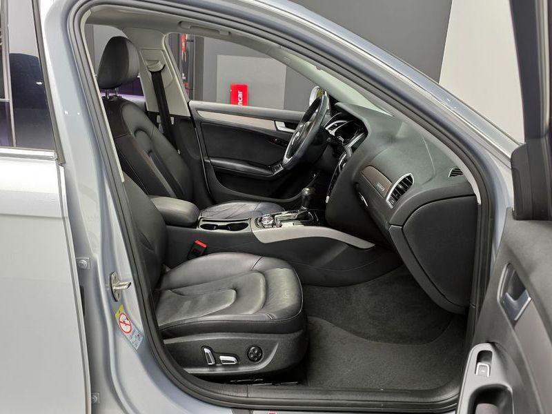 2015 Audi A4 35 TDI Quattro Dynamic B8 photo 11