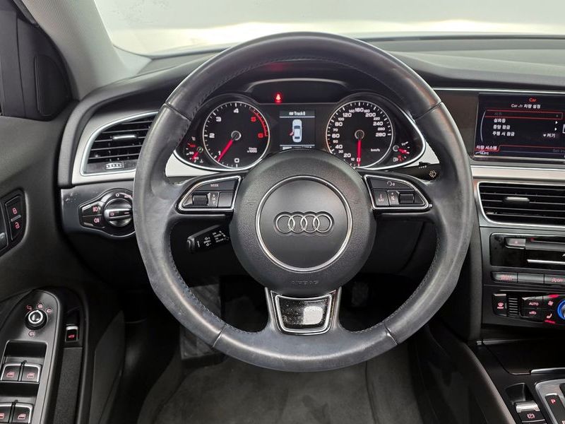 2015 Audi A4 35 TDI Quattro Dynamic B8 photo 13