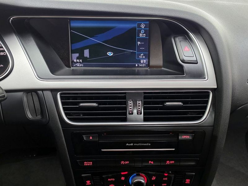 2015 Audi A4 35 TDI Quattro Dynamic B8 photo 14