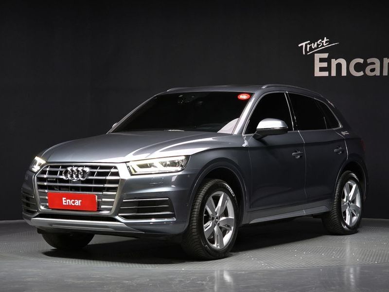 2020 Audi Q5 45 TFSI Quattro Premium photo 1