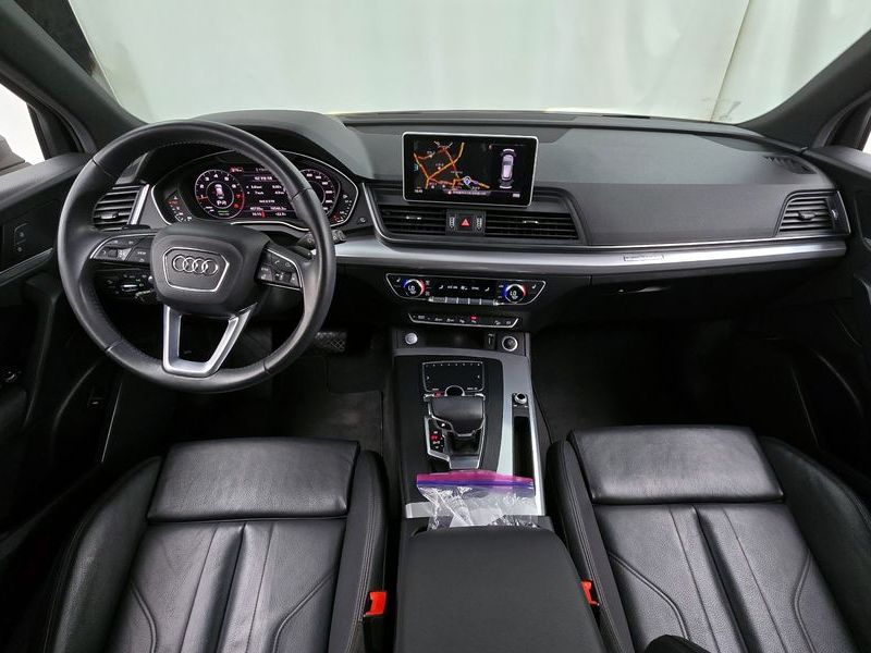 2020 Audi Q5 45 TFSI Quattro Premium photo 7