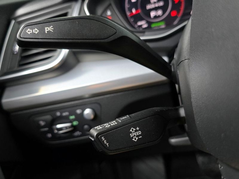 2020 Audi Q5 45 TFSI Quattro Premium photo 27