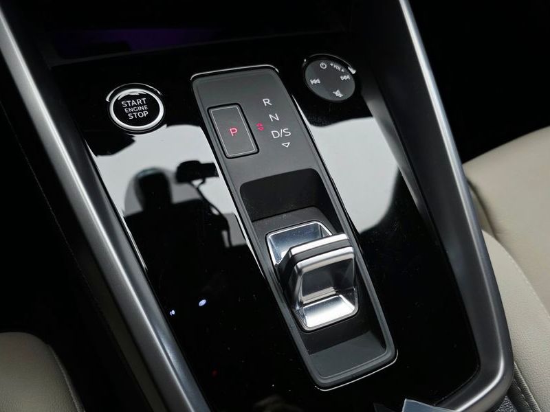 2023 Audi A3 40 TFSI Premium photo 9