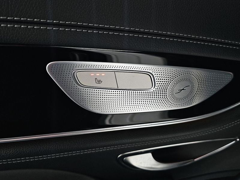 2019 Mercedes-Benz AMG GT 4Door 43 4MATIC+ photo 17