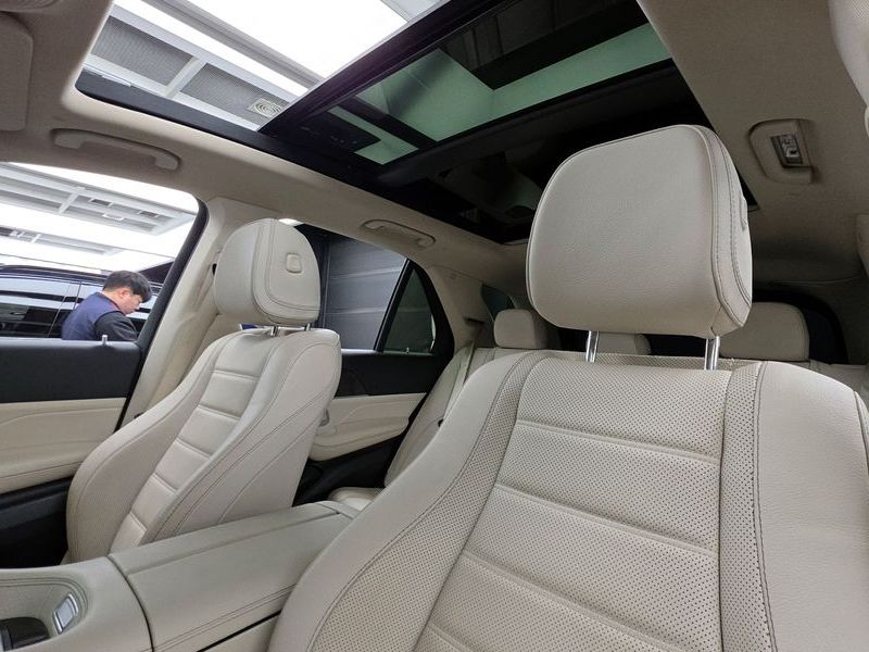 2021 Mercedes-Benz E-Class GLE350e 4MATIC photo 19
