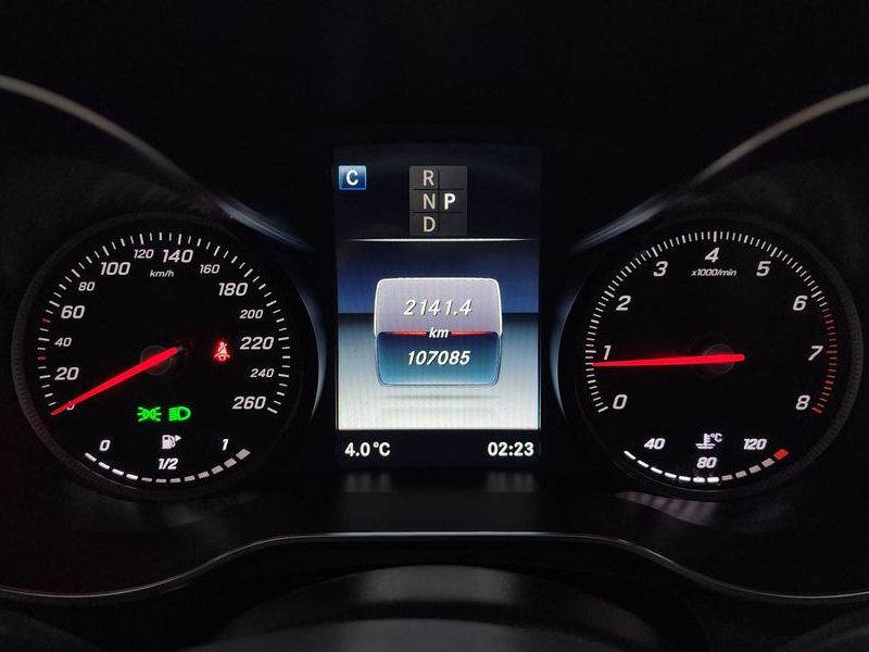 2019 Mercedes-Benz C-Class GLC300 4MATIC AMG Line photo 8