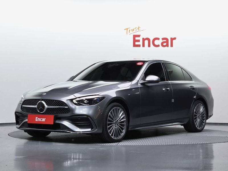 2022 Mercedes-Benz C-Class C300 AMG Line photo 1
