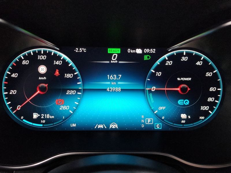 2021 Mercedes-Benz C-Class GLC300e 4MATIC Coupe photo 8