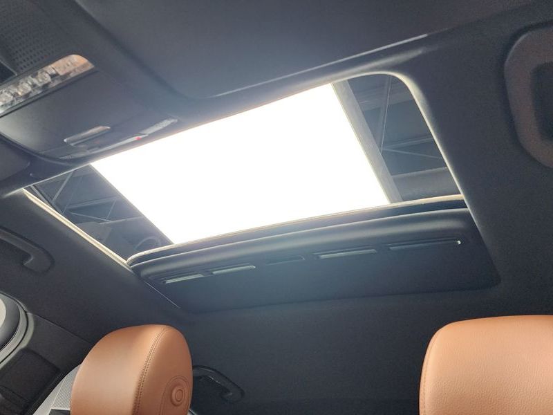 2021 Mercedes-Benz C-Class GLC300e 4MATIC Coupe photo 19