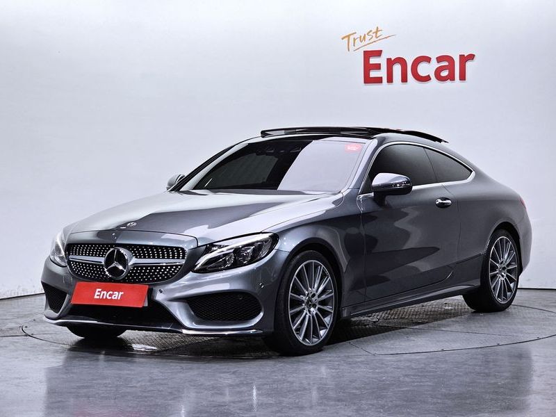 2018 Mercedes-Benz C-Class C200 Coupe photo 1
