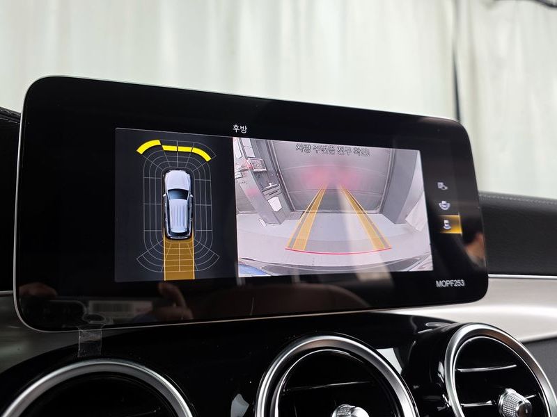 2021 Mercedes-Benz C-Class GLC220 d 4MATIC photo 15