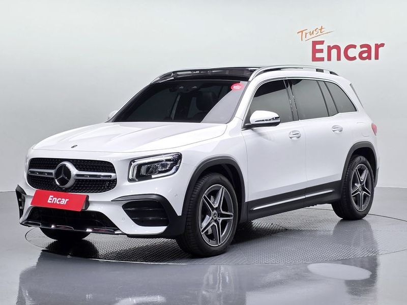 2022 Mercedes-Benz B-Class GLB250 4MATIC photo 1