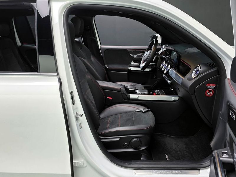 2022 Mercedes-Benz B-Class GLB250 4MATIC photo 10