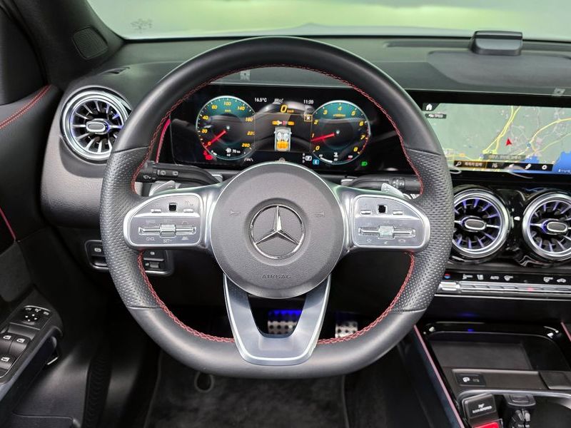 2022 Mercedes-Benz B-Class GLB250 4MATIC photo 13