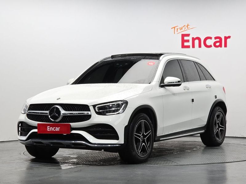 2022 Mercedes-Benz C-Class GLC300 4MATIC photo 1