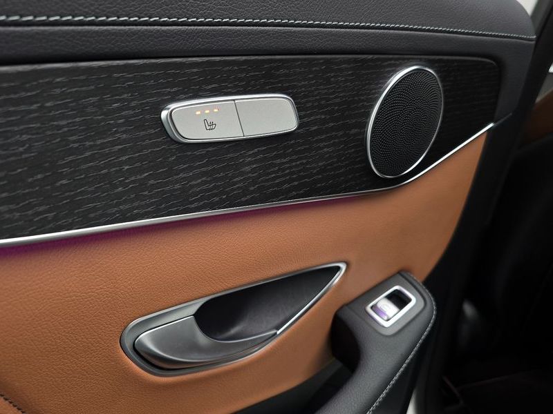 2022 Mercedes-Benz C-Class GLC300 4MATIC photo 19
