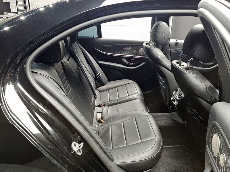 2022 Mercedes-Benz E-Class E350 4MATIC AMG Line photo 11
