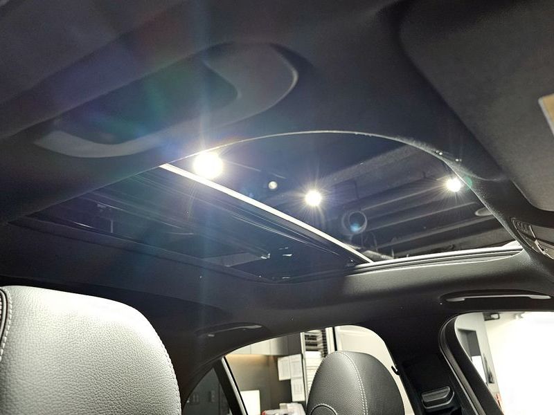 2022 Mercedes-Benz E-Class E350 4MATIC AMG Line photo 18