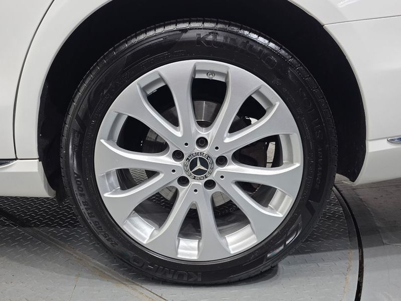 2020 Mercedes-Benz E-Class E220d 4MATIC Exclusive photo 21