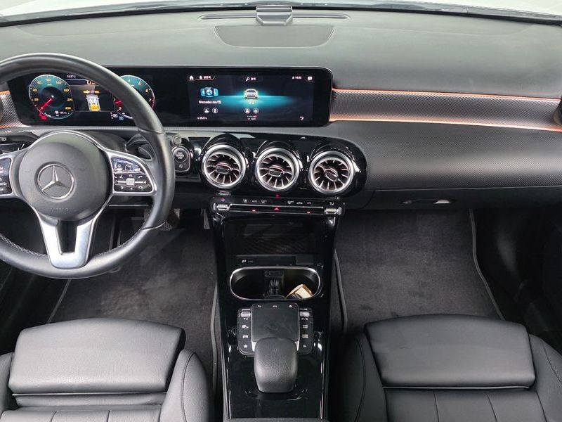 2021 Mercedes-Benz A-Class A220 Hatchback photo 7