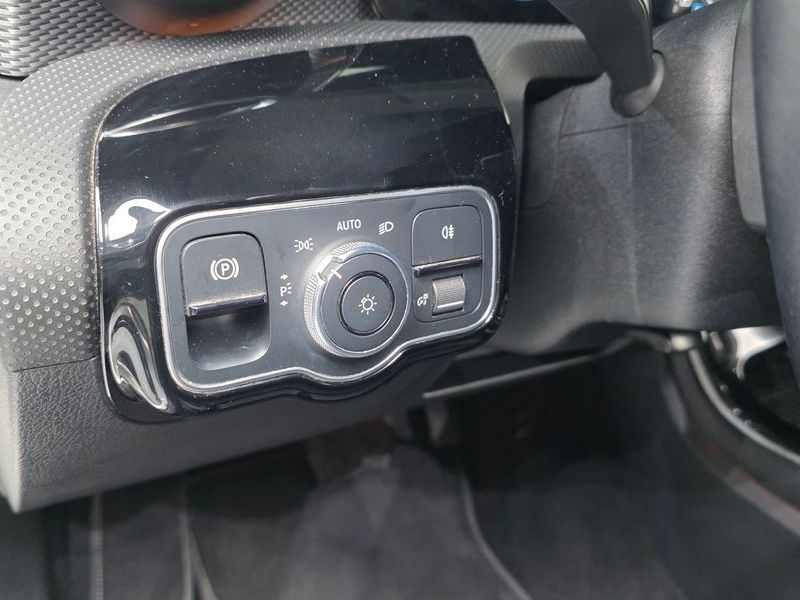 2021 Mercedes-Benz A-Class A220 Hatchback photo 18