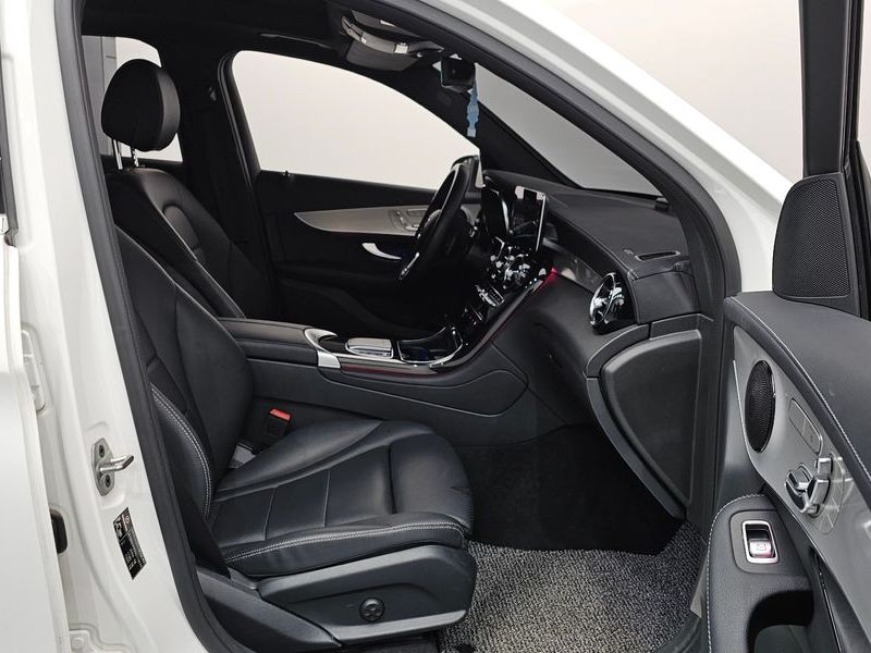 2022 Mercedes-Benz C-Class GLC220 d 4MATIC photo 11