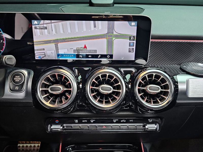 2020 Mercedes-Benz B-Class GLB250 4MATIC photo 18