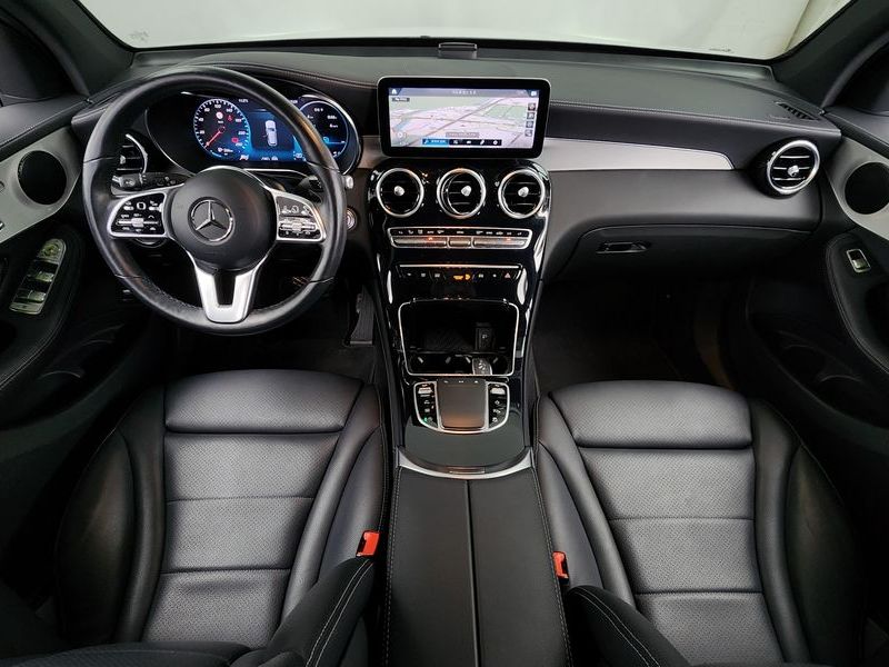2021 Mercedes-Benz C-Class GLC220 d 4MATIC photo 7