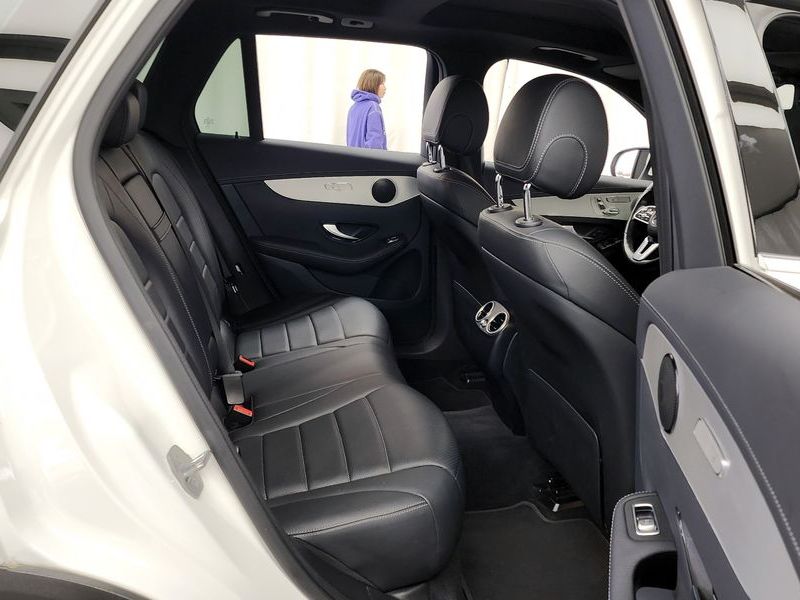2021 Mercedes-Benz C-Class GLC220 d 4MATIC photo 12