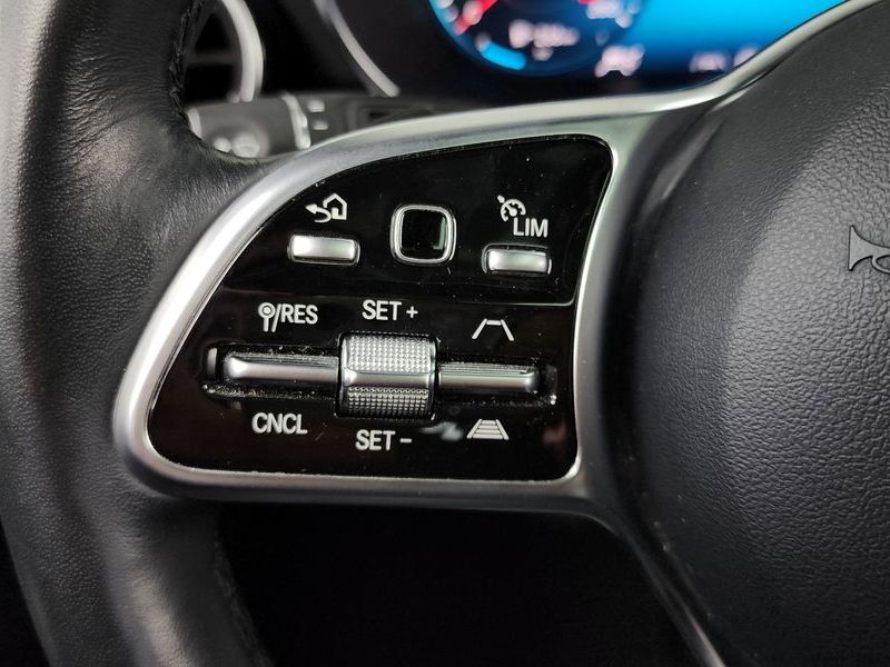 2021 Mercedes-Benz C-Class GLC220 d 4MATIC photo 17