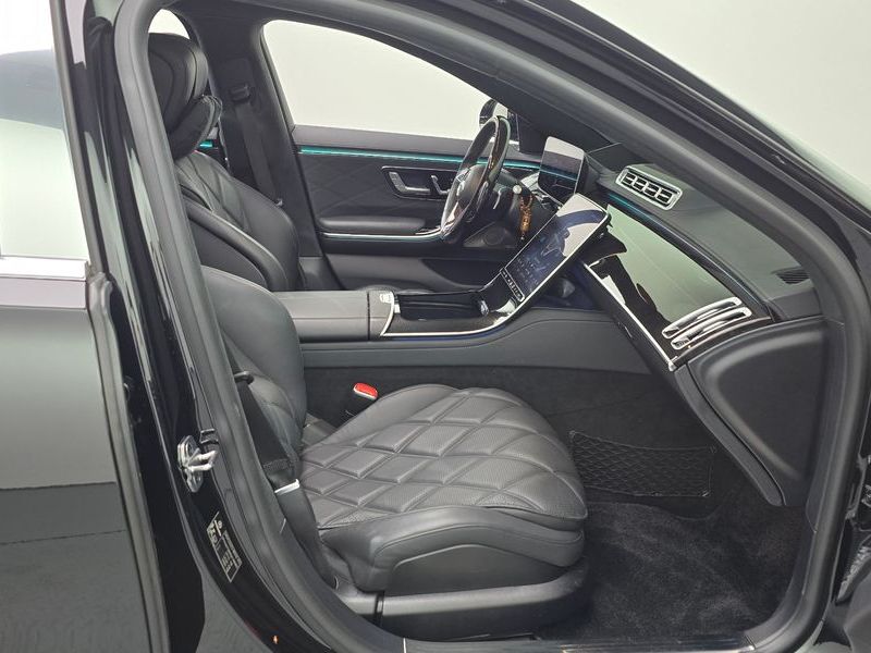 2022 Mercedes-Benz S-Class Maybach S580 4MATIC photo 11