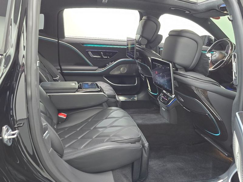 2022 Mercedes-Benz S-Class Maybach S580 4MATIC photo 12