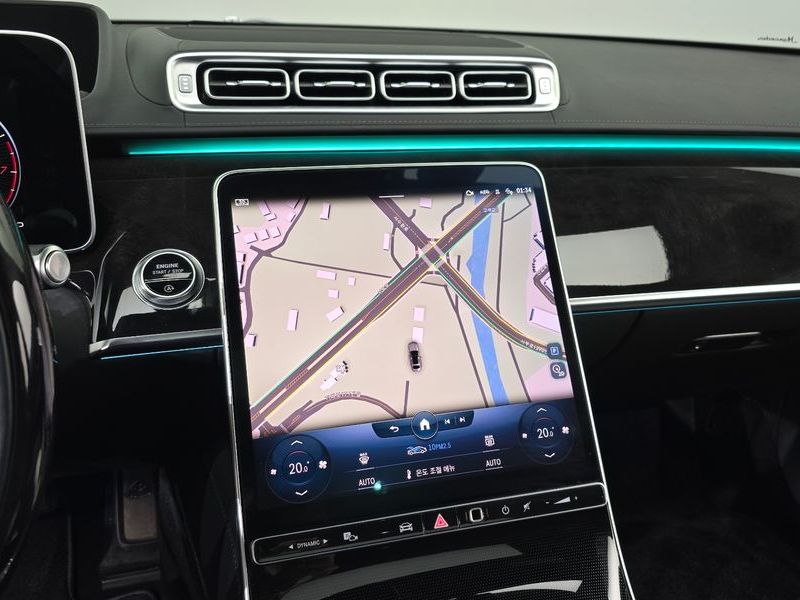 2022 Mercedes-Benz S-Class Maybach S580 4MATIC photo 14