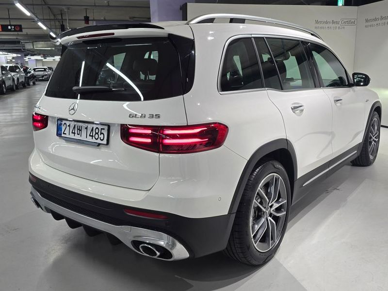 2025 Mercedes-Benz B-Class AMG GLB35 4MATIC photo 7