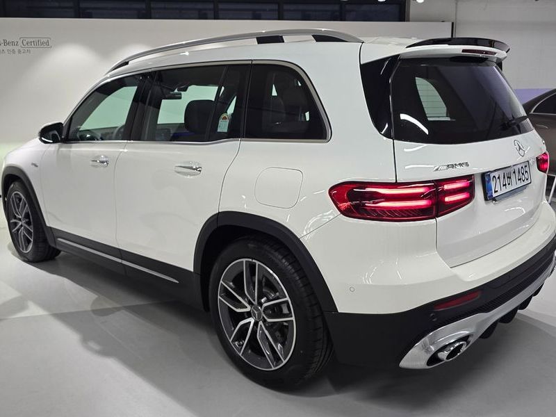 2025 Mercedes-Benz B-Class AMG GLB35 4MATIC photo 8