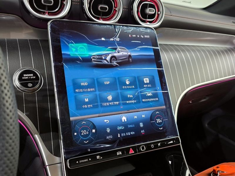 2026 Mercedes-Benz C-Class GLC300 4MATIC AMG Line photo 14