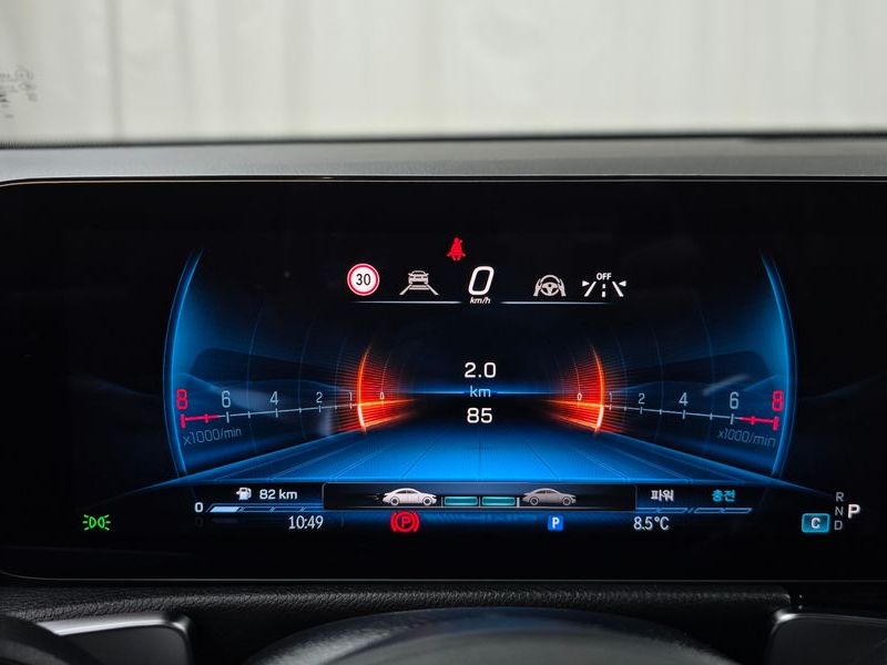 2025 Mercedes-Benz B-Class AMG GLB35 4MATIC photo 8