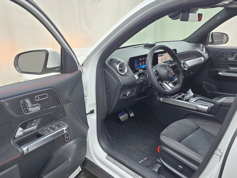 2025 Mercedes-Benz B-Class AMG GLB35 4MATIC photo 10