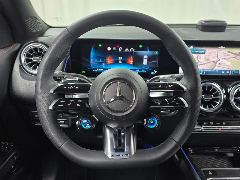 2025 Mercedes-Benz B-Class AMG GLB35 4MATIC photo 13