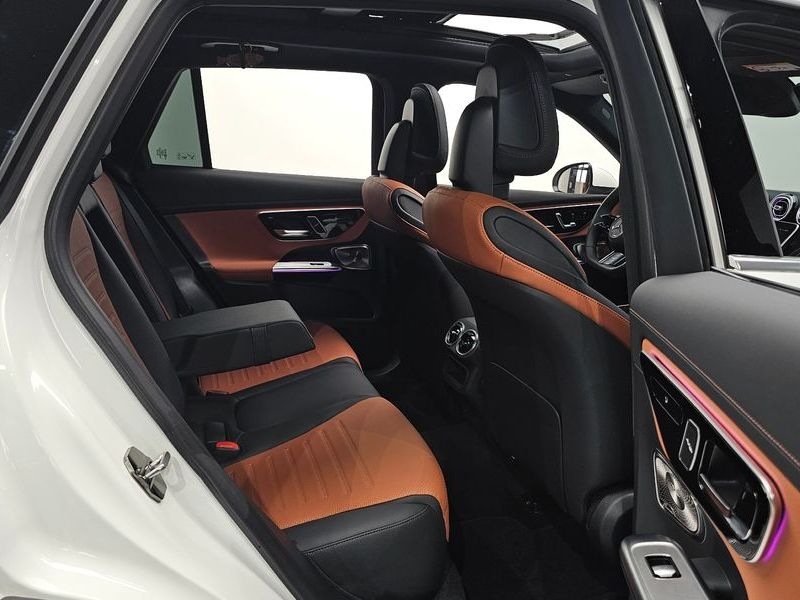 2026 Mercedes-Benz C-Class GLC300 4MATIC AMG Line photo 26