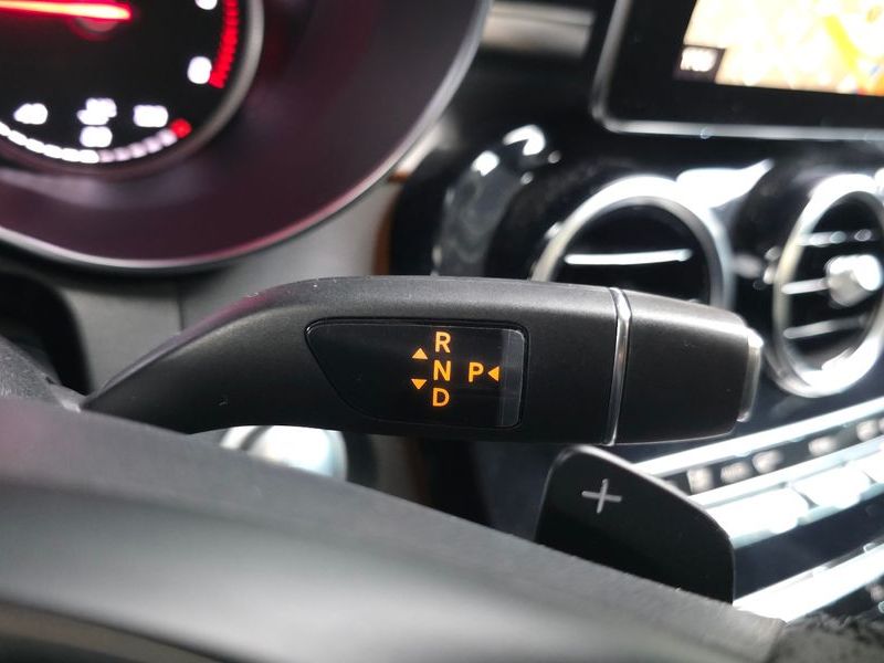 2018 Mercedes-Benz C-Class C220 d 4MATIC photo 9