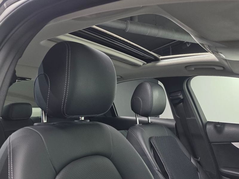 2018 Mercedes-Benz C-Class C220 d 4MATIC photo 17
