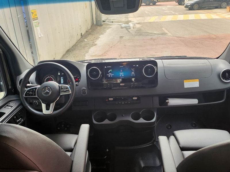 2021 Mercedes-Benz 스프린터 2.0 photo 10