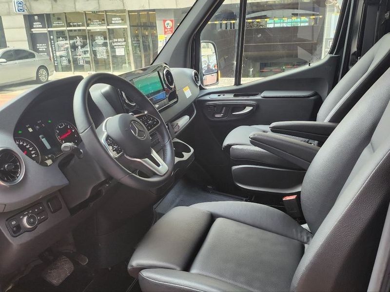2021 Mercedes-Benz 스프린터 2.0 photo 12