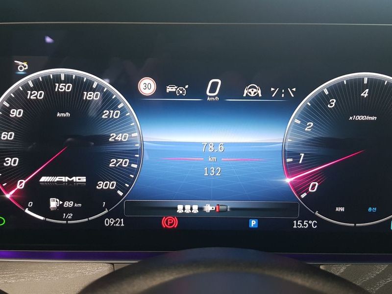 2026 Mercedes-Benz AMG GT 4Door 43 4MATIC+ photo 8