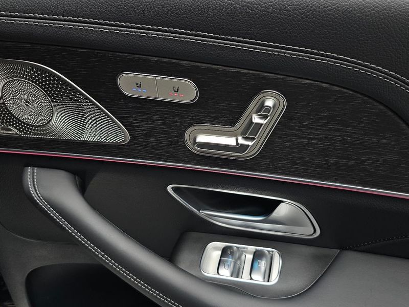 2026 Mercedes-Benz S-Class GLS450d 4MATIC photo 28