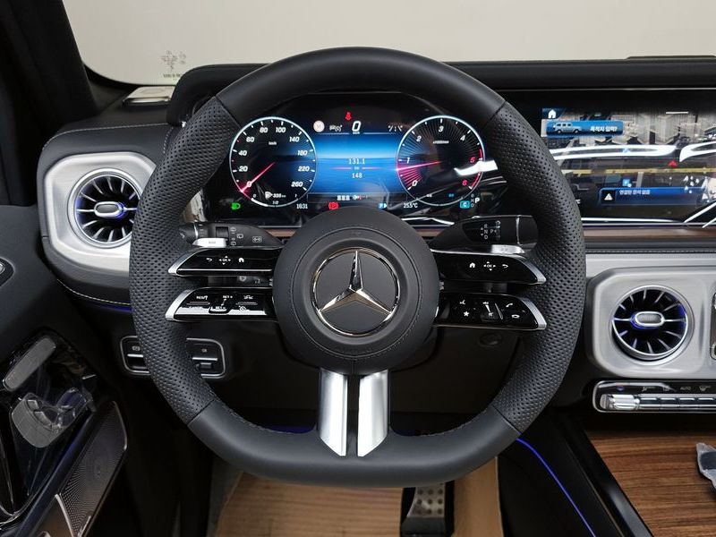 2026 Mercedes-Benz CLA G450d photo 12