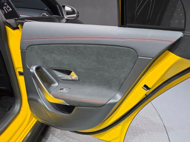 2020 Mercedes-Benz A-Class CLA250 4MATIC photo 25