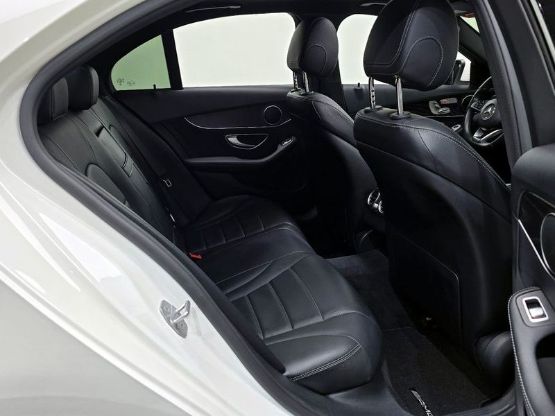 2018 Mercedes-Benz C-Class C200 4MATIC AMG Line photo 11
