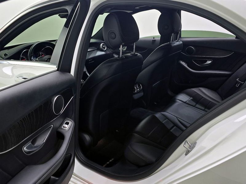2018 Mercedes-Benz C-Class C200 4MATIC AMG Line photo 12